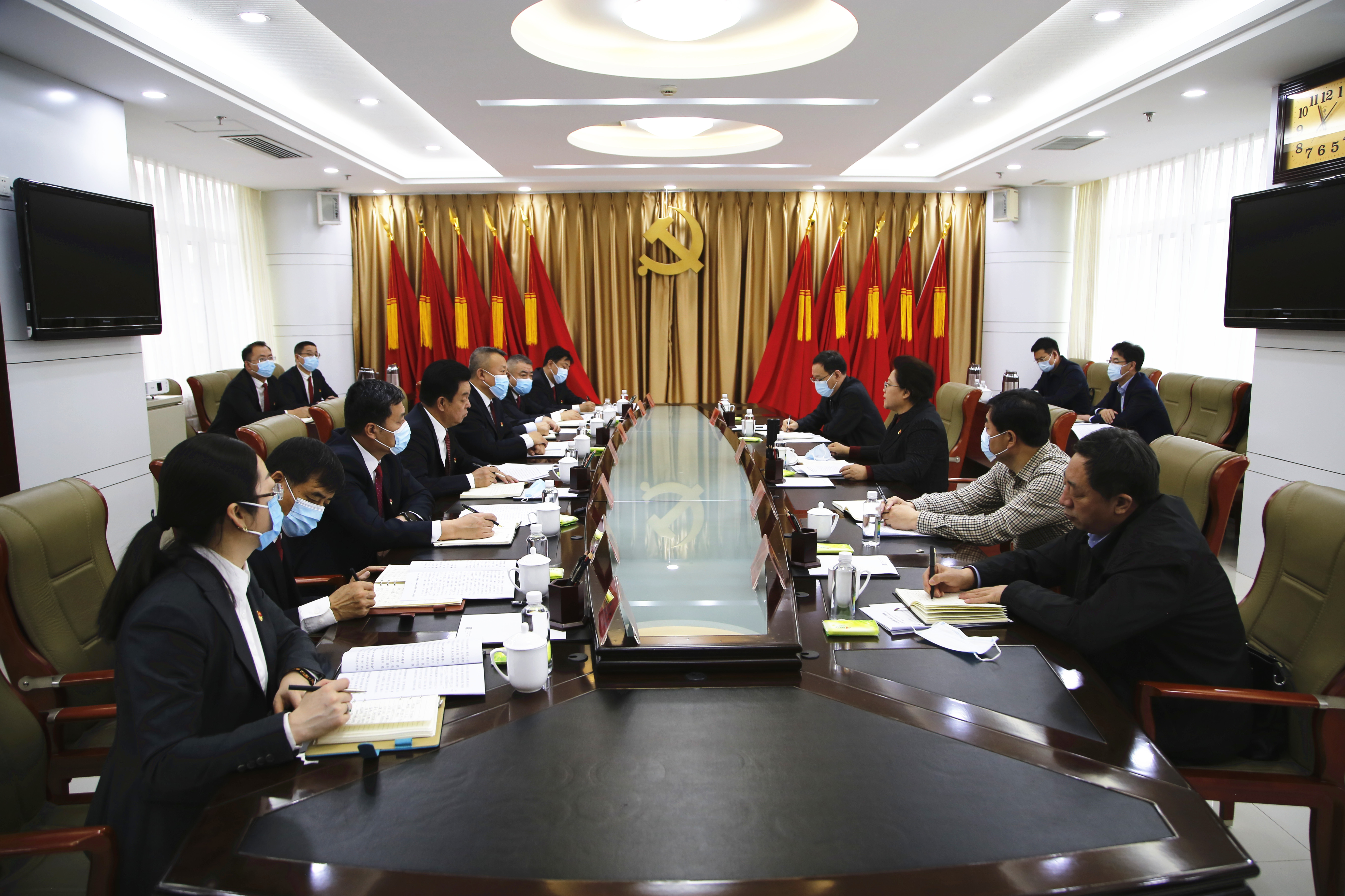 12月8日 艾丽华副主席来公司调研12.jpg